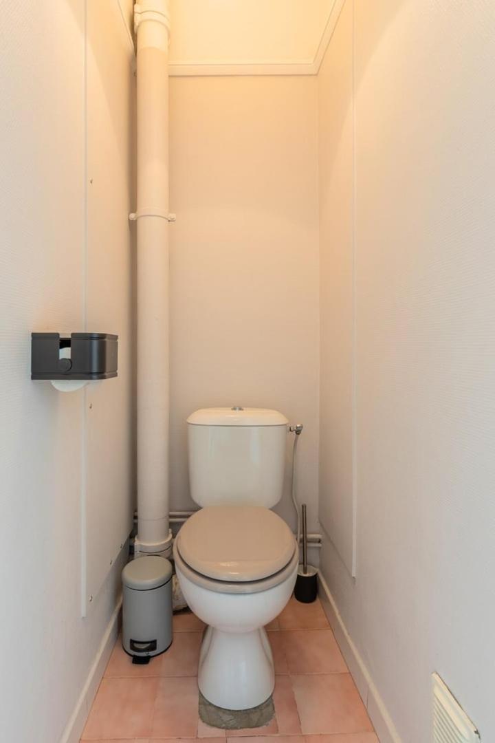 Spacious 3 Bedroom Apartment & Private Parking! Lambersart エクステリア 写真