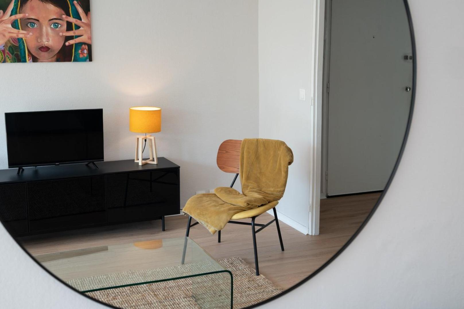 Spacious 3 Bedroom Apartment & Private Parking! Lambersart エクステリア 写真