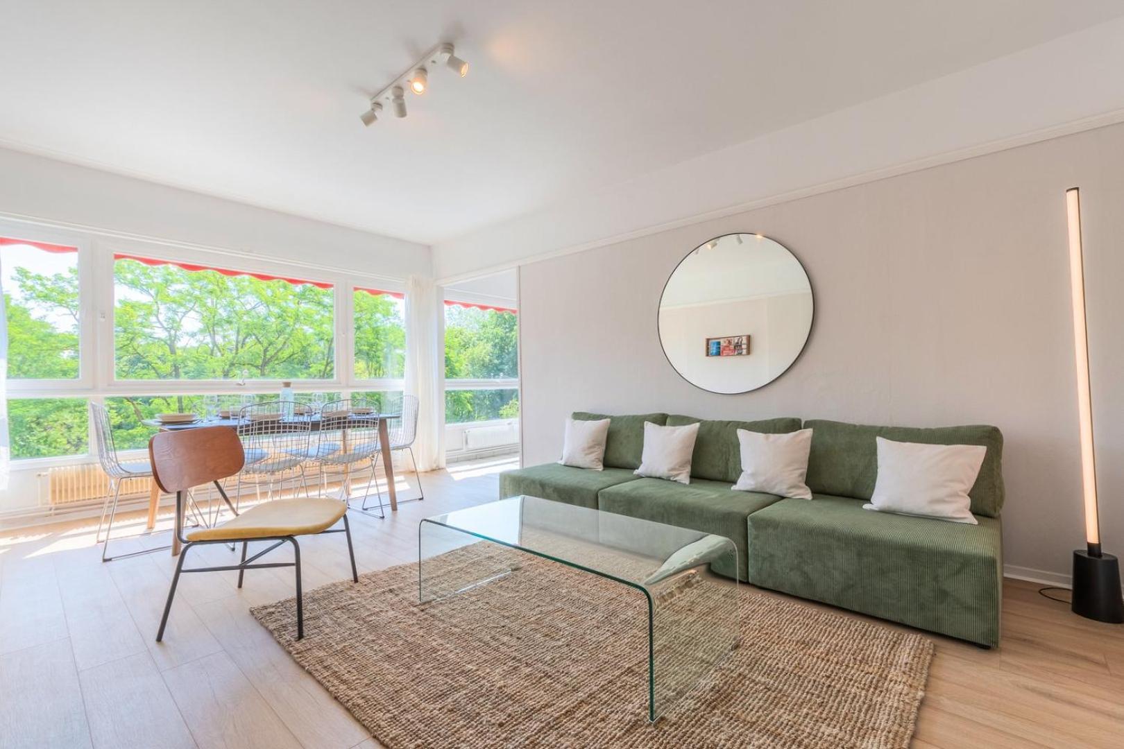 Spacious 3 Bedroom Apartment & Private Parking! Lambersart エクステリア 写真